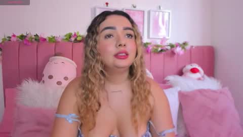 Snapshot of sophiee_rosee chatting on 11, 3, 2026 sophiee rosee online show from 11, 3, 2026