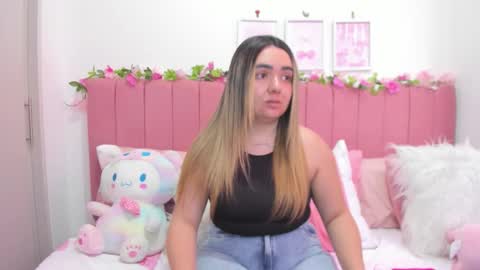 Snapshot of sophiee_rosee chatting on 21, 3, 2026 sophiee rosee online show from 21, 3, 2026