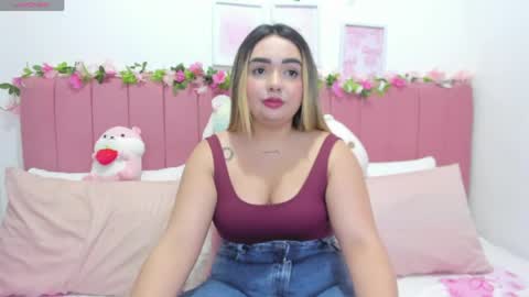 Snapshot of sophiee_rosee chatting on 22, 4, 2026 sophiee rosee online show from 22, 4, 2026
