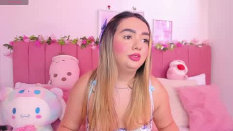 Snapshot of sophiee_rosee chatting on 23, 4, 2026 sophiee rosee online show from 23, 4, 2026
