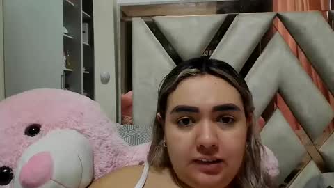 Snapshot of sophiee_rosee chatting on 24, 5, 2026 sophiee rosee online show from 24, 5, 2026