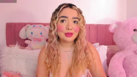 Snapshot of sophiee_rosee chatting on 5, 6, 2026 sophiee rosee online show from 5, 6, 2026
