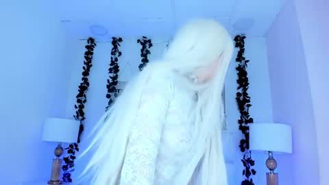 Snapshot of sophiehill_gh chatting on 22, 1, 2025 SOPH online show from 22, 1, 2025