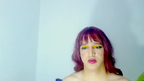 sophiehillsxo online show from 5, 3, 2025