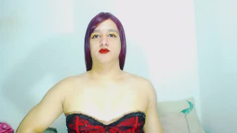 sophiehillsxo online show from 18, 5, 2026