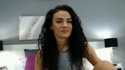 Snapshot of sophiejoulia chatting on 6, 3, 2025 Sophie online show from 6, 3, 2025