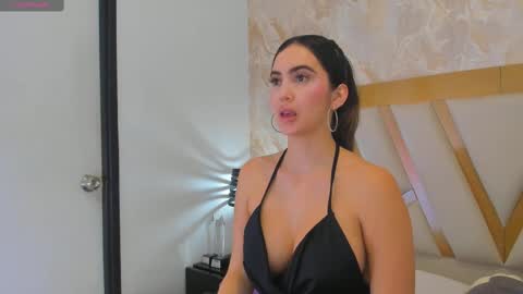 Sophie online show from 28, 2, 2025