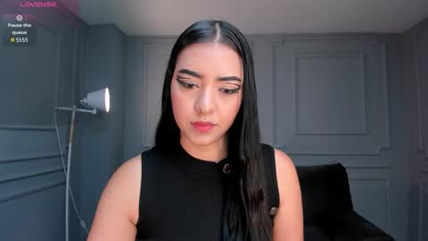 Snapshot of sophielanne chatting on 23, 11, 2025 Sophie online show from 23, 11, 2025