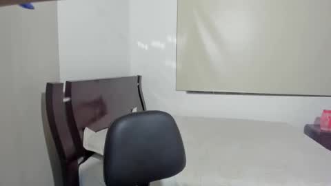 Snapshot of sophielatina chatting on 9, 11, 2025 Sophia online show from 9, 11, 2025