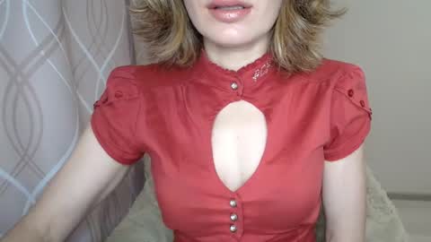 Snapshot of sophiemisss chatting on 17, 10, 2025 Sophiemisss online show from 17, 10, 2025