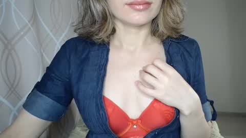 Snapshot of sophiemisss chatting on 7, 11, 2025 Sophiemisss online show from 7, 11, 2025