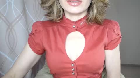 Snapshot of sophiemisss chatting on 15, 11, 2025 Sophiemisss online show from 15, 11, 2025