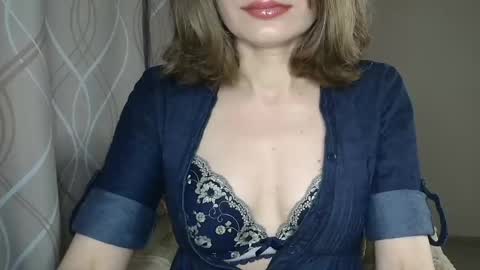 Sophiemisss online show from 3, 2, 2026