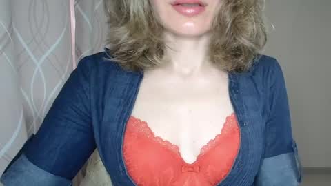 Snapshot of sophiemisss chatting on 27, 5, 2026 Sophiemisss online show from 27, 5, 2026