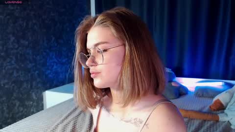 Snapshot of sophiemure chatting on 29, 4, 2026 Sophie online show from 29, 4, 2026