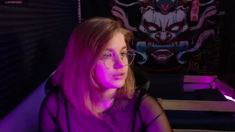 Snapshot of sophiemure chatting on 9, 5, 2026 Sophie online show from 9, 5, 2026