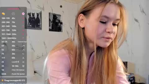 SophieRayne online show from 5, 2, 2026