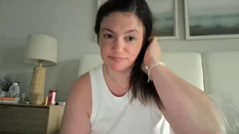 Snapshot of sotamom chatting on 1, 6, 2026 NaughtyMommy online show from 1, 6, 2026