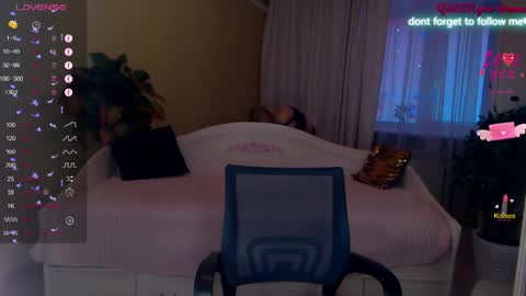 Lisa online show from 2, 4, 2026