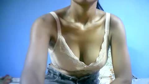 sourayaa online show from 2, 3, 2026