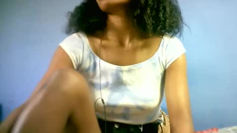 Snapshot of sourayaa chatting on 18, 4, 2026 sourayaa online show from 18, 4, 2026