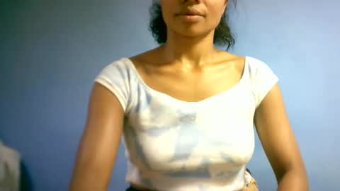Snapshot of sourayaa chatting on 18, 4, 2026 sourayaa online show from 18, 4, 2026