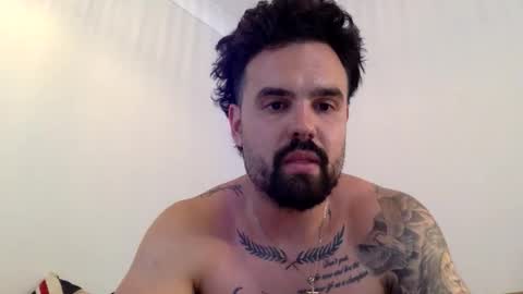 sourpineappleice online show from 14, 5, 2026