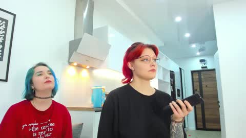 Snapshot of sova_energy chatting on 3, 5, 2026 Leah online show from 3, 5, 2026
