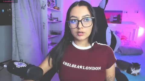 Snapshot of soy___lili chatting on 31, 10, 2025 Lili online show from 31, 10, 2025