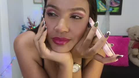 Snapshot of soy_isabel chatting on 27, 12, 2024 soy_isabel online show from 27, 12, 2024