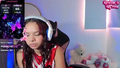 sheila smitt  online show from 30, 12, 2024