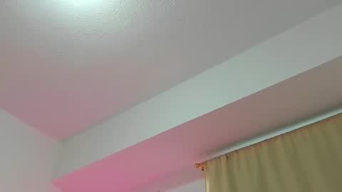 Instagram Soyamandaa  1 online show from 27, 10, 2025