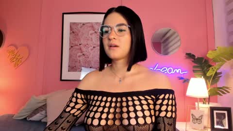 Aleja online show from 1, 2, 2025