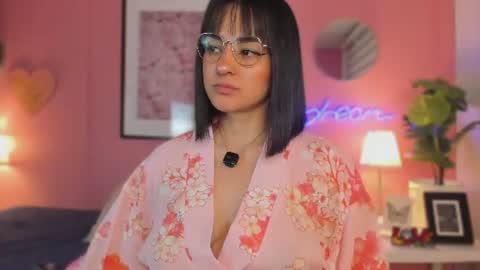 Snapshot of soysaraa_ chatting on 24, 6, 2026 Aleja online show from 24, 6, 2026