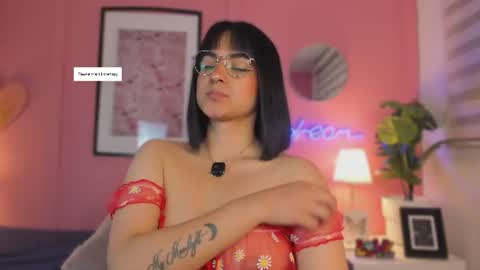 Snapshot of soysaraa_ chatting on 7, 7, 2026 Aleja online show from 7, 7, 2026