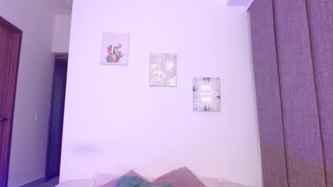      online show from 27, 3, 2026