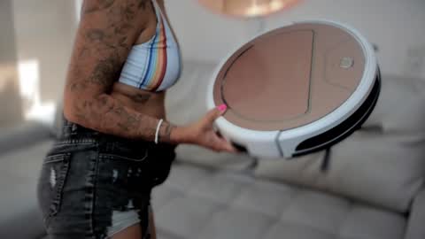 brisa  s online show from 8, 1, 2025