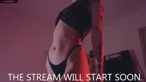 Snapshot of space_x_roxy chatting on 21, 9, 2025 Roxy online show from 21, 9, 2025