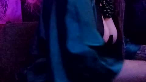 Snapshot of spacielacielush chatting on 17, 12, 2025 SpacieLacieLush online show from 17, 12, 2025