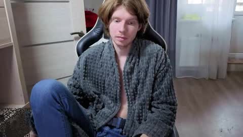 Snapshot of spaisenok chatting on 22, 9, 2025 Mike online show from 22, 9, 2025