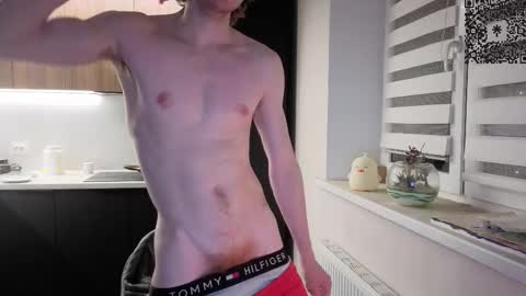 Snapshot of spaisenok chatting on 8, 10, 2025 Mike online show from 8, 10, 2025