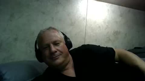 Slave online show from 4, 3, 2026