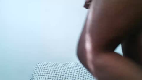 Snapshot of sparklingsoleil chatting on 6, 10, 2025 Soleil online show from 6, 10, 2025