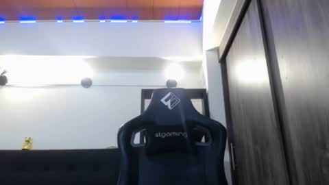     online show from 21, 6, 2026