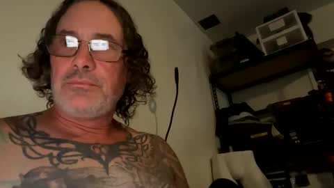 specter1972 online show from 9, 6, 2026