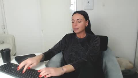 Carla online show from 26, 2, 2025