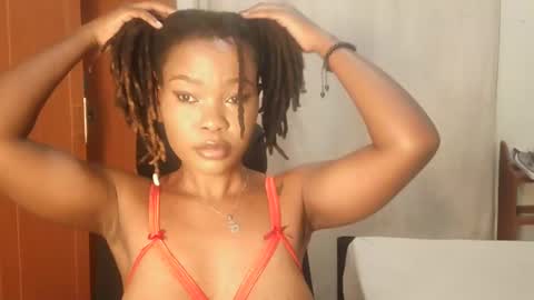 Snapshot of spicy_kerrine chatting on 8, 3, 2025 Spicy kerrine online show from 8, 3, 2025