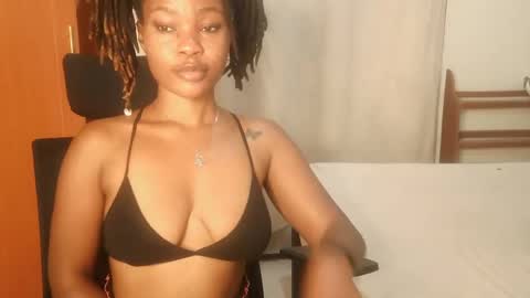 Snapshot of spicy_kerrine chatting on 10, 3, 2025 Spicy kerrine online show from 10, 3, 2025