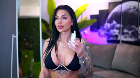 Snapshot of spicy_maple chatting on 17, 2, 2026 Spicy Maple online show from 17, 2, 2026