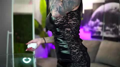 Snapshot of spicy_maple chatting on 25, 2, 2026 Spicy Maple online show from 25, 2, 2026